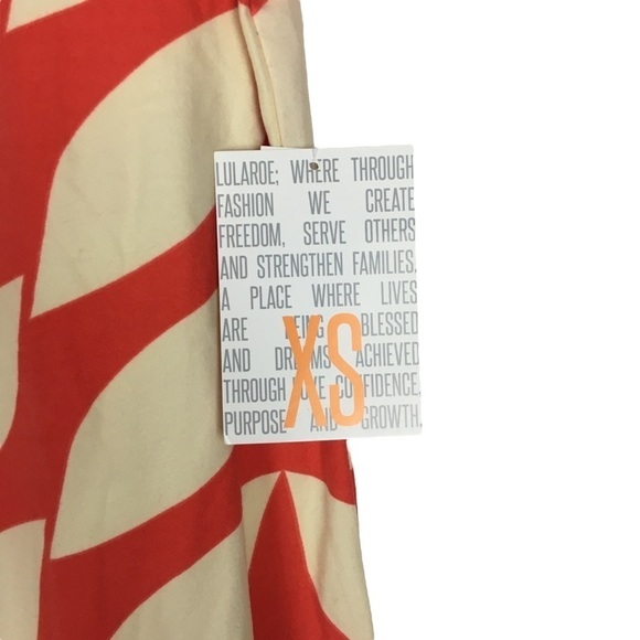 LULAROE Classic Shirt Short Sleeve Hi Lo Hem Loose Fit Leggings Material Size XS - Picture 5 of 14